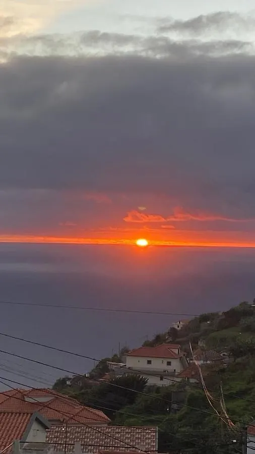 Holiday home Cozy 1 Bedroom W/ Balcony, Ocean View & Perfect Sunsets Ribeira Brava